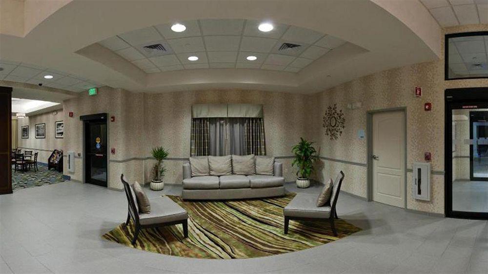 Comfort Inn & Suites Plainville-Foxboro Extérieur photo