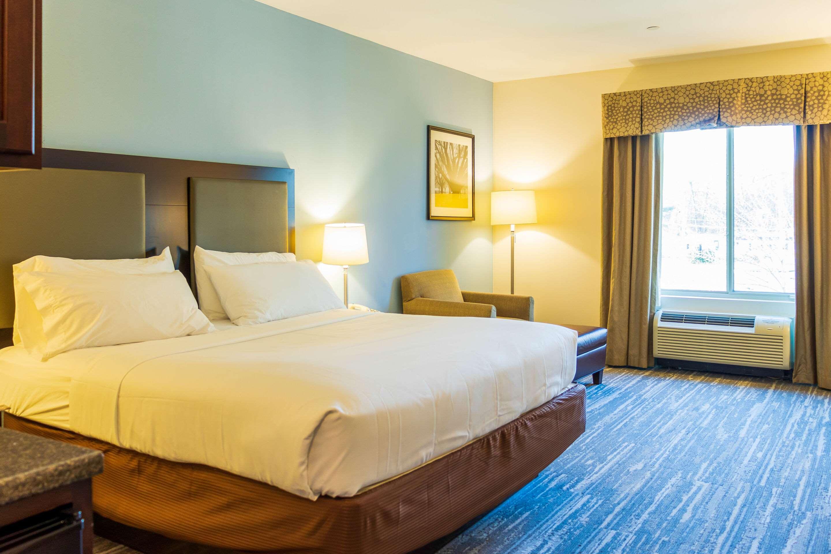 Comfort Inn & Suites Plainville-Foxboro Extérieur photo