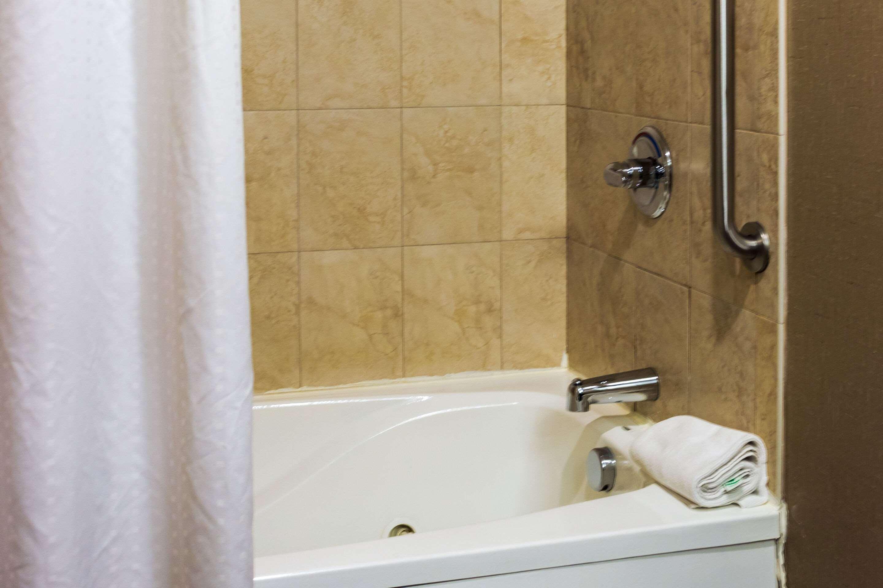 Comfort Inn & Suites Plainville-Foxboro Extérieur photo