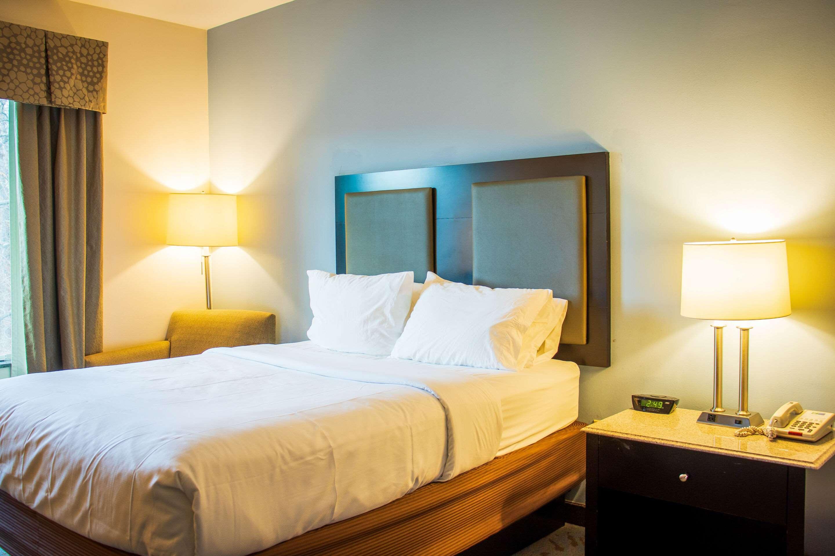 Comfort Inn & Suites Plainville-Foxboro Extérieur photo