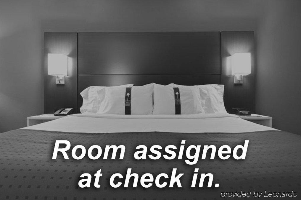 Comfort Inn & Suites Plainville-Foxboro Extérieur photo
